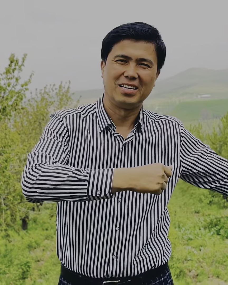 San'atbek Farmonov — портрет со съёмок клипа TOQQA CHIQAYLIK